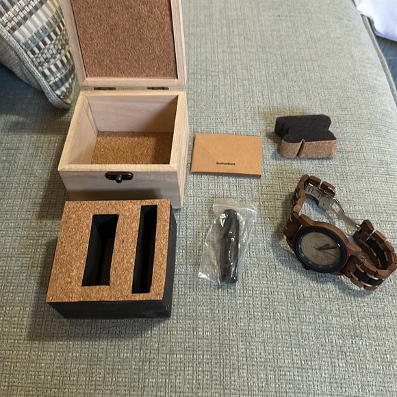 BOBOBIRD - Unisex Wooden Watch - Picture 9 of 17